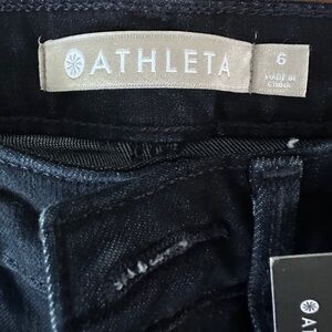 Athleta Women's dark blue Sculptek jean